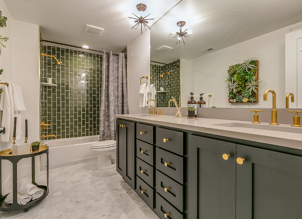 Bathroom and Remodeling, Main Bathroom, Emerald Green Colour and Gold Elements